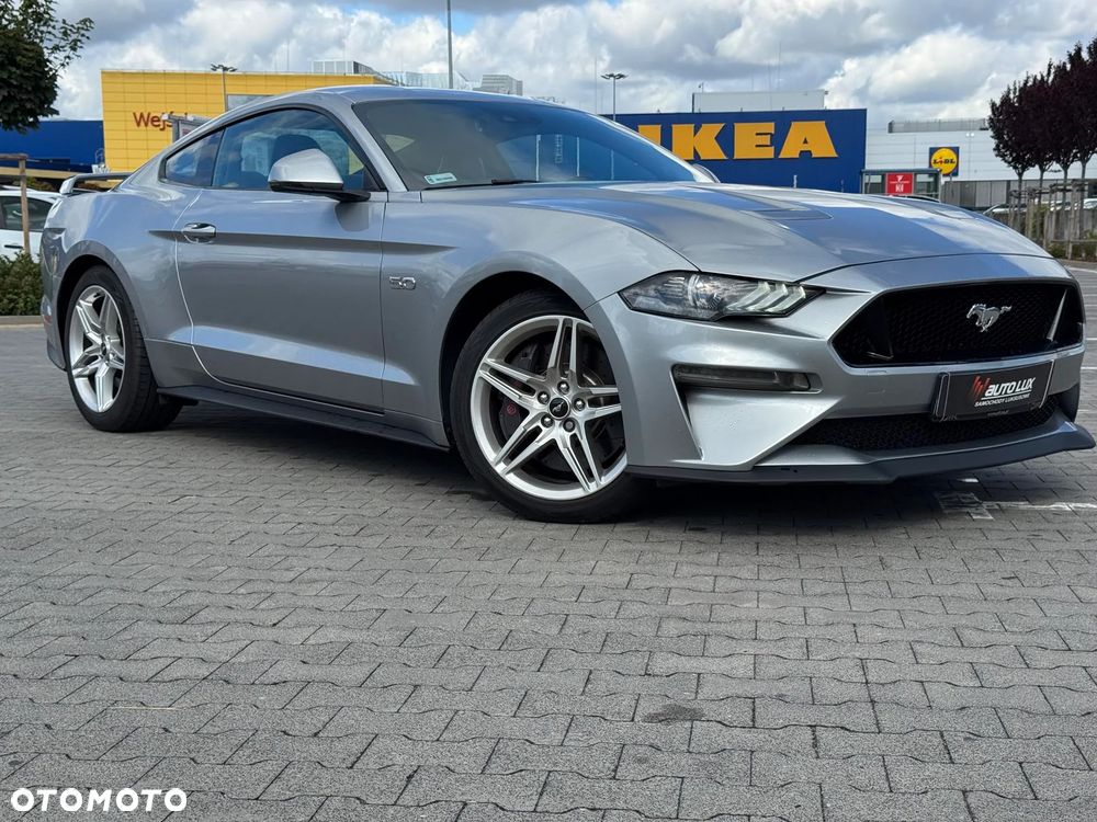 Ford Mustang - 1