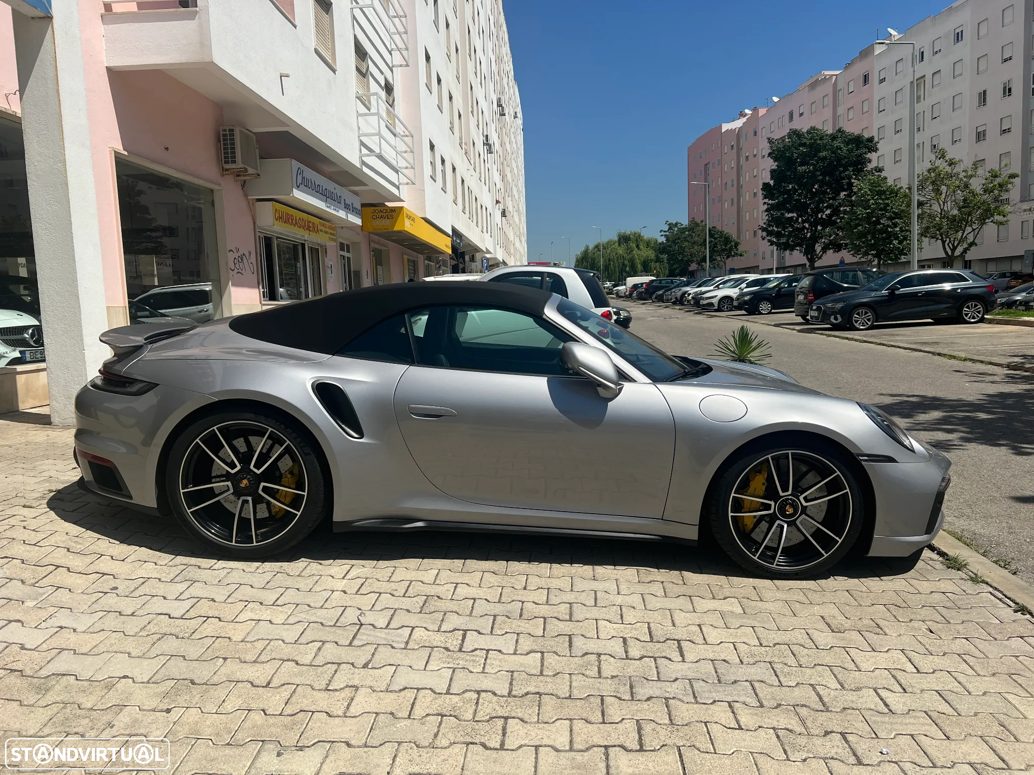 Porsche 911 (992) Turbo S Cabriolet - 3