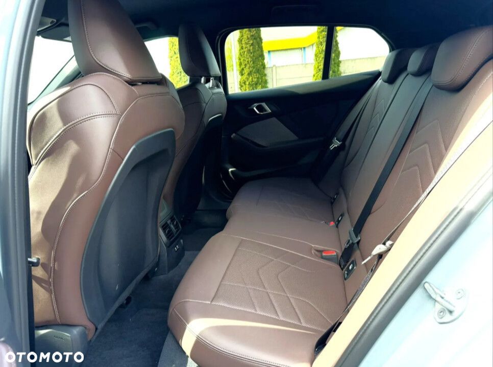 BMW Seria 1 - 17