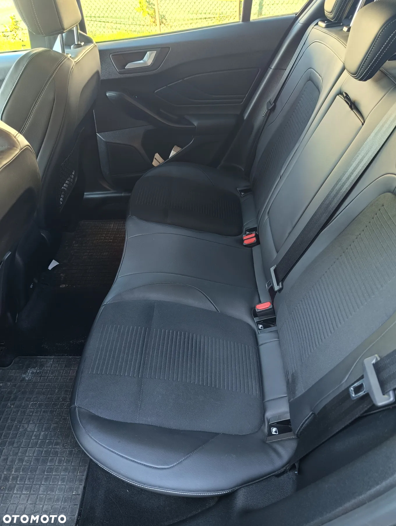Ford Focus 2.3 EcoBoost ST - 8