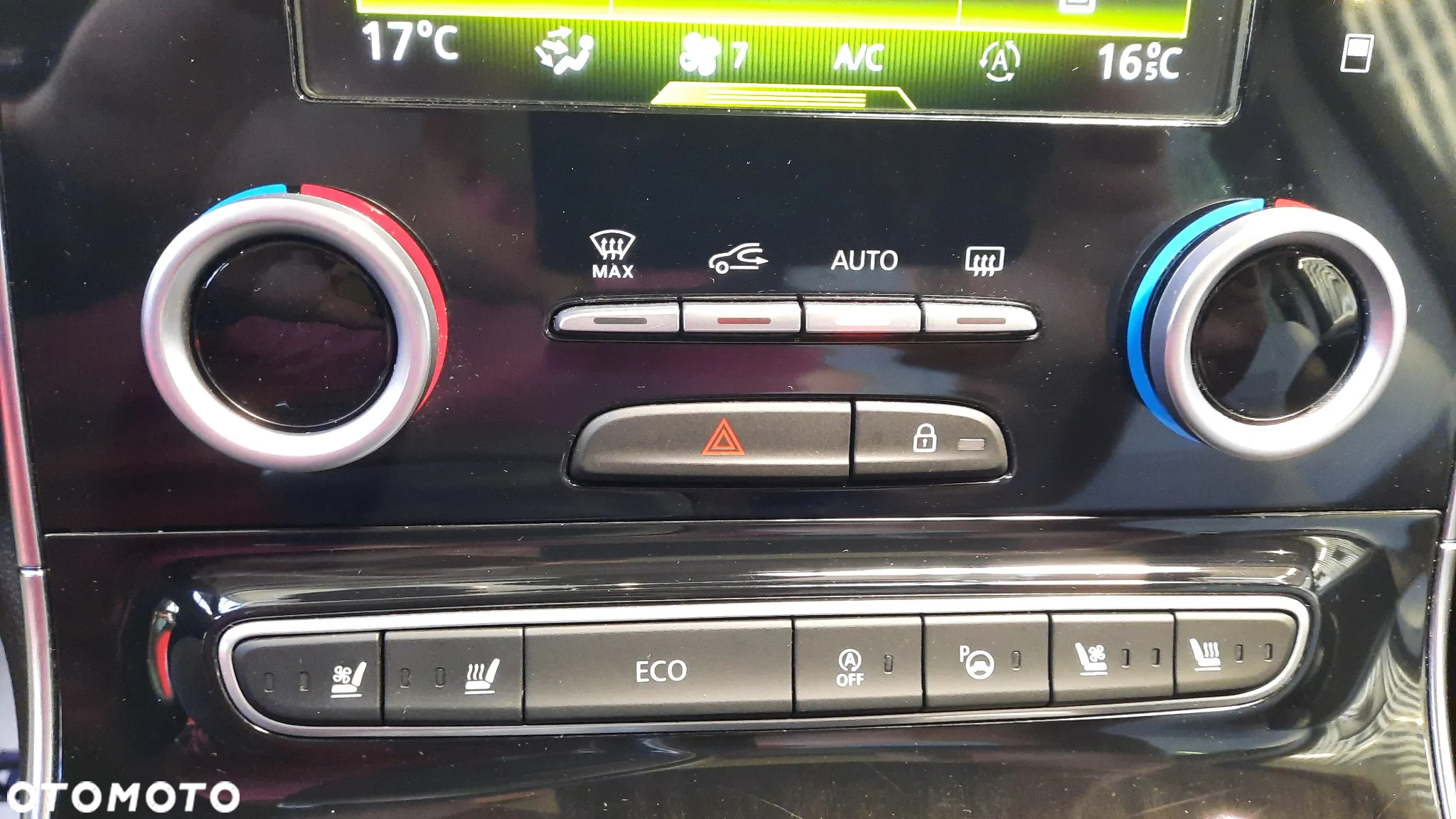 Renault Espace 1.6 dCi Energy Initiale Paris EDC 7os - 28