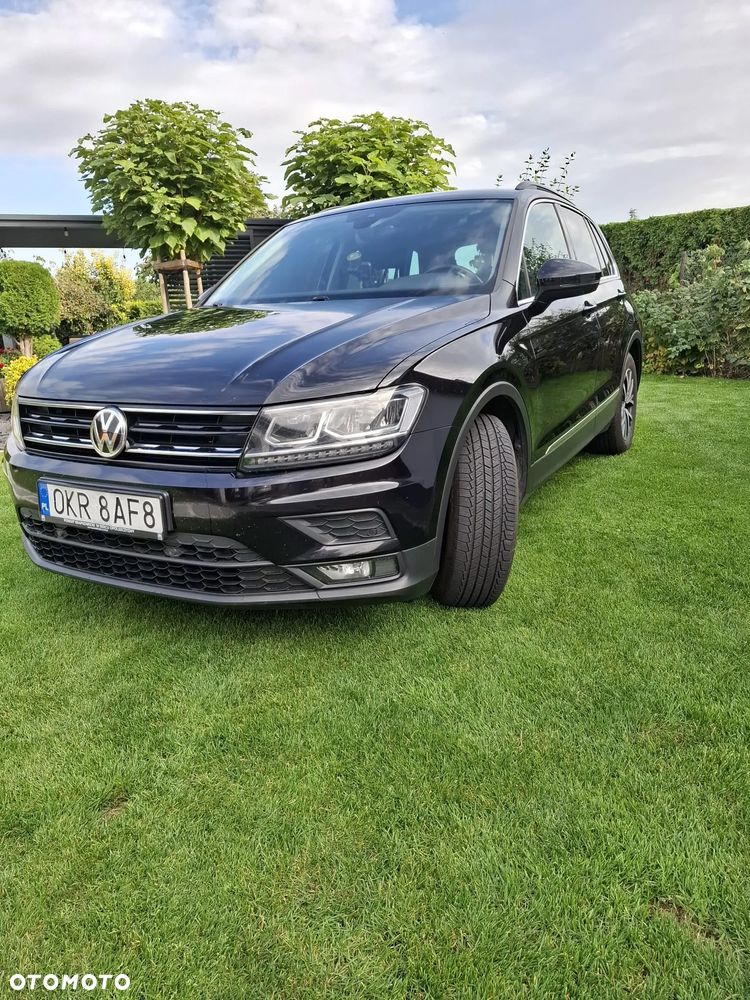 Volkswagen Tiguan - 1