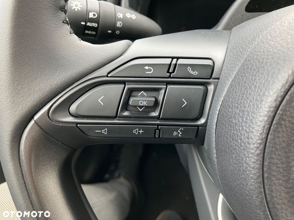 Toyota Yaris Cross Hybrid 1.5 Comfort - 16