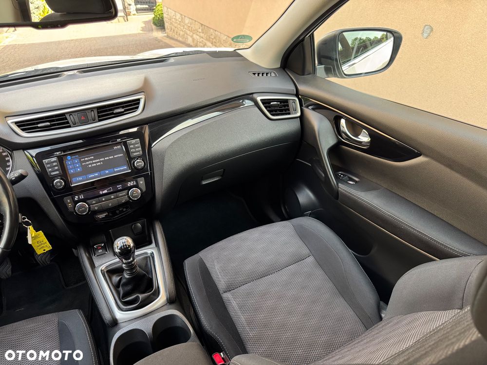 Nissan Qashqai 1.2 DIG-T N-Connecta - 15