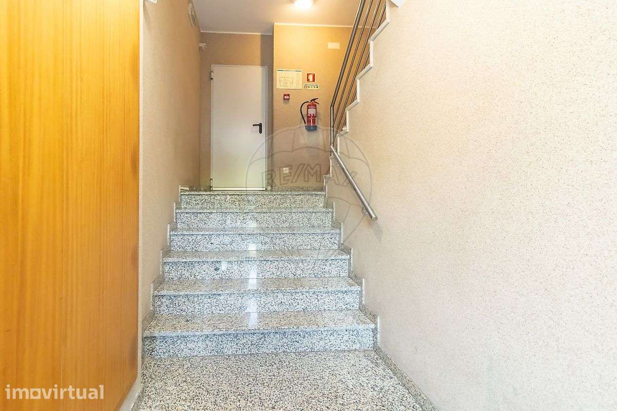 Apartamento T2 para arrendamento - Grande imagem: 4/42