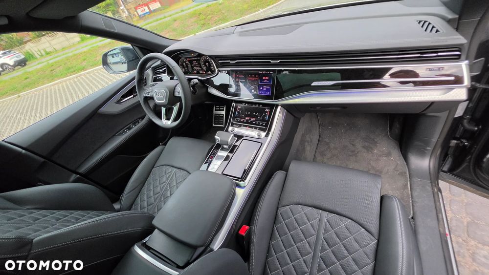 Audi Q8 TFSI e PHEV 360 kW Quattro Tiptronic - 9