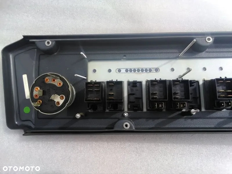 PANEL KOKPIT NEW HOLLAND TF78 TX66 TX65 NR P 84035552 9711 42 - 7