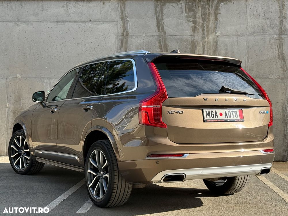 Volvo XC 90 D5 AWD Geartronic Inscription - 24