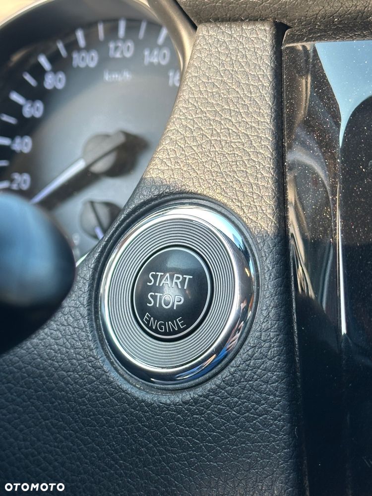 Nissan Qashqai 1.3 DIG-T Tekna DCT - 26