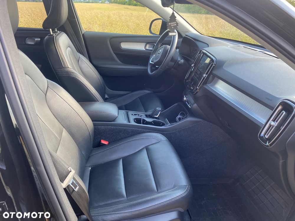 Volvo XC 40 T5 AWD Momentum Pro - 13