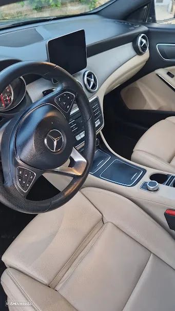 Mercedes-Benz CLA 200 d Shooting Brake Aut. - 3