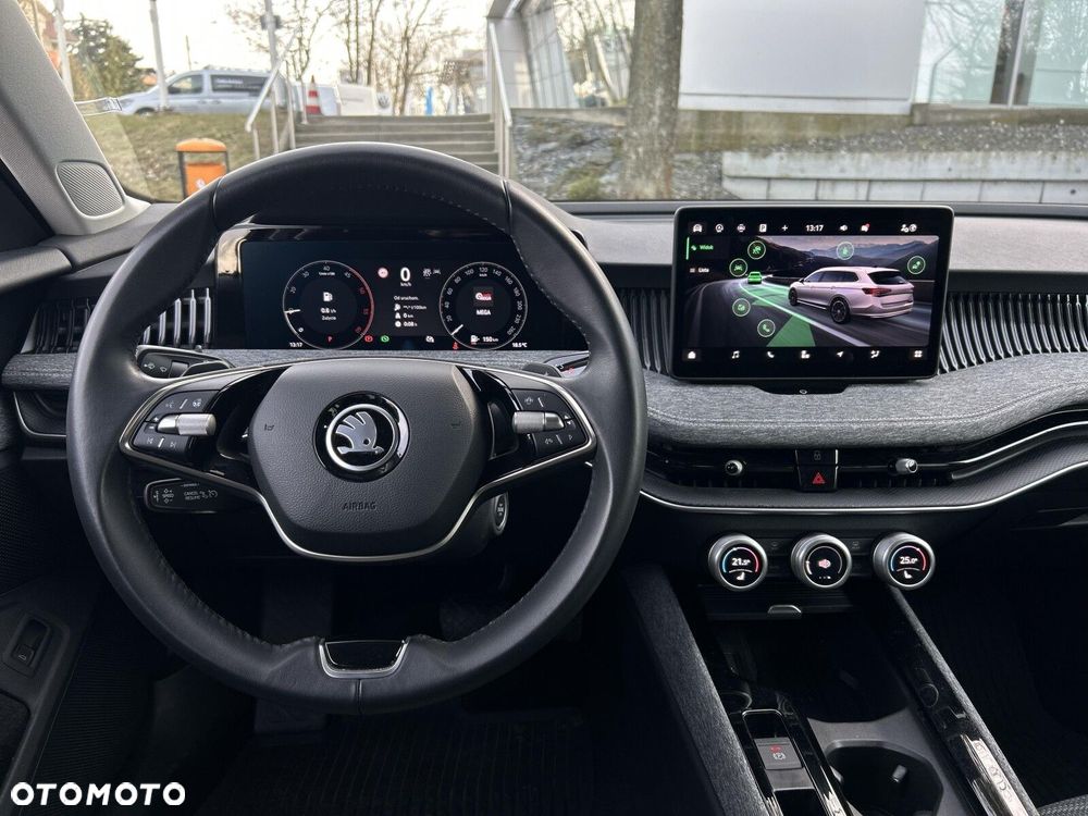 Skoda Superb 2.0 TDI SCR Selection DSG - 14