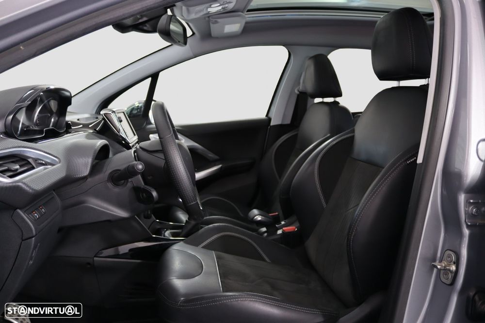 Peugeot 2008 1.2 PureTech Crossway - 4