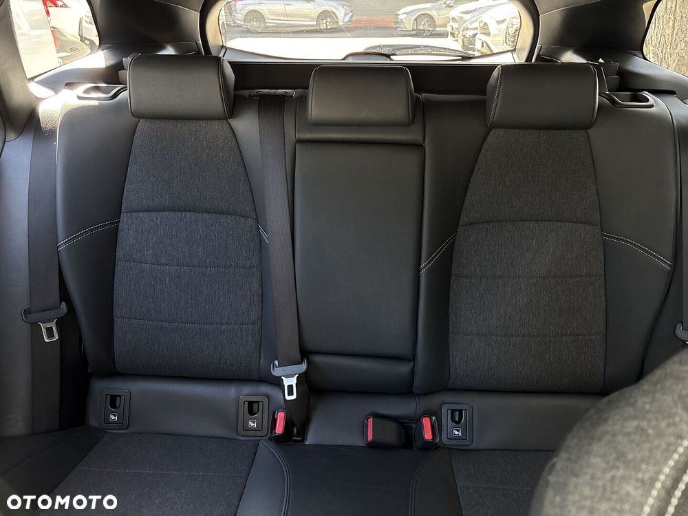 Toyota Corolla 1.8 Hybrid GPF Comfort - 33