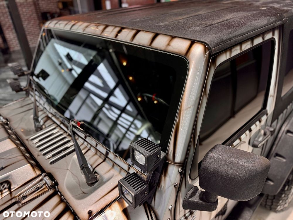 Jeep Wrangler 3.8 Sahara - 9
