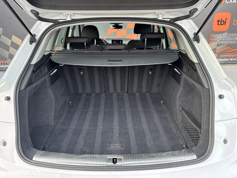 Audi Q5 2.0 40 TDI quattro S tronic Design - 31