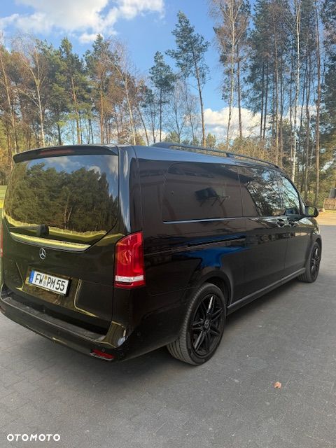 Mercedes-Benz Klasa V 300 d extralang 4Matic 9G-TRONIC Edition 2020 - 3