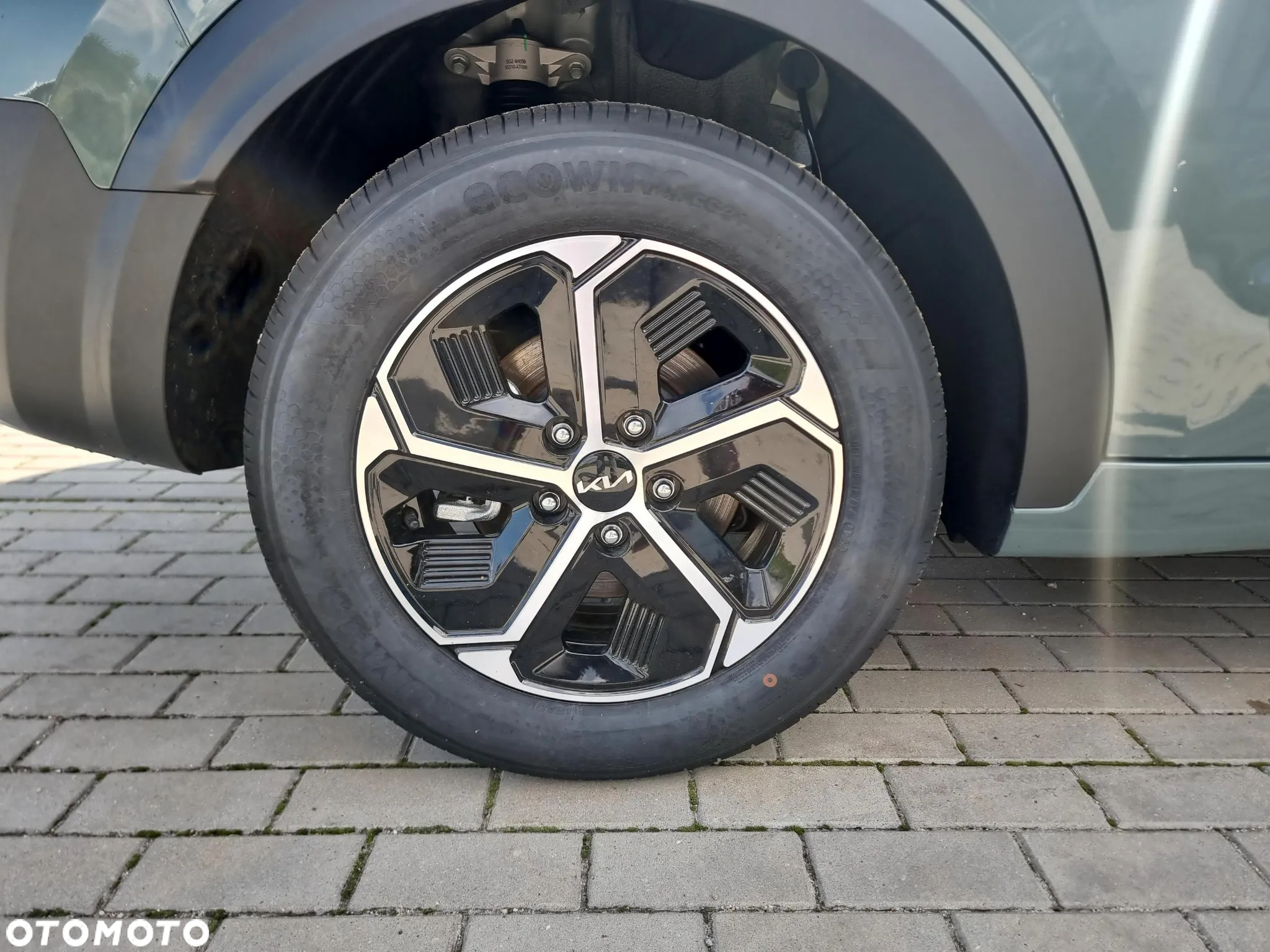 Kia Niro 1.6 GDI Hybrid M - 14