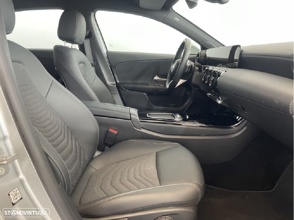 Mercedes-Benz A 250 e - 15