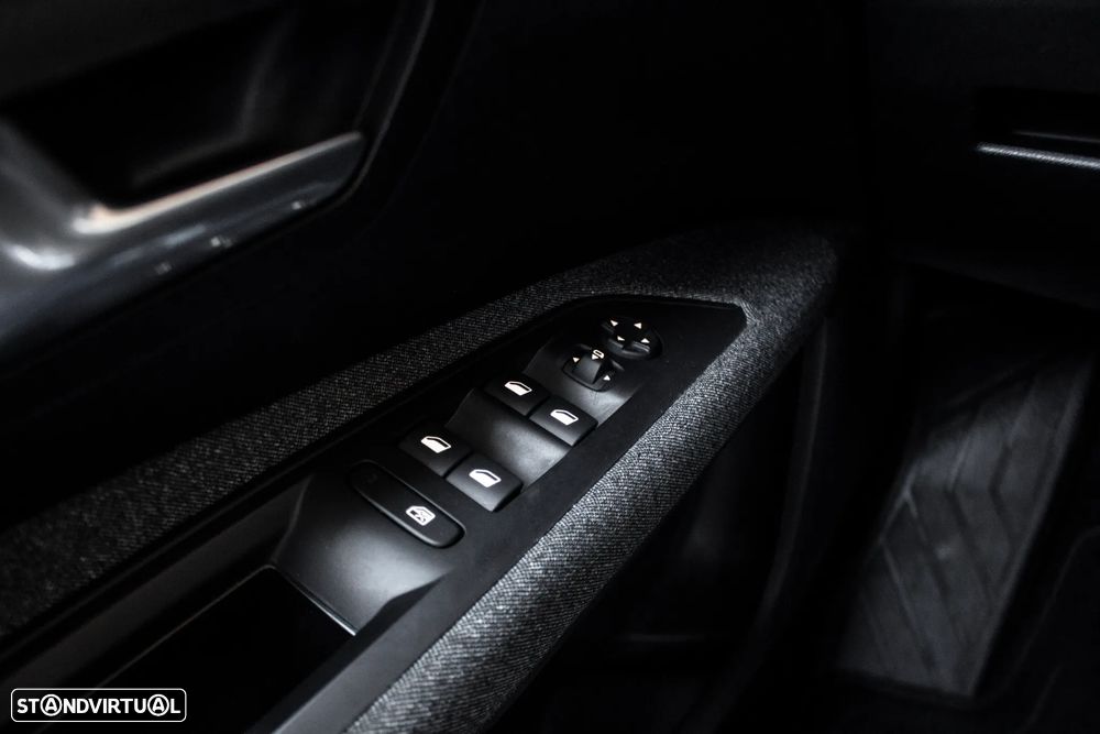 Peugeot 5008 PureTech 130 EAT8 Stop & Start Active - 19