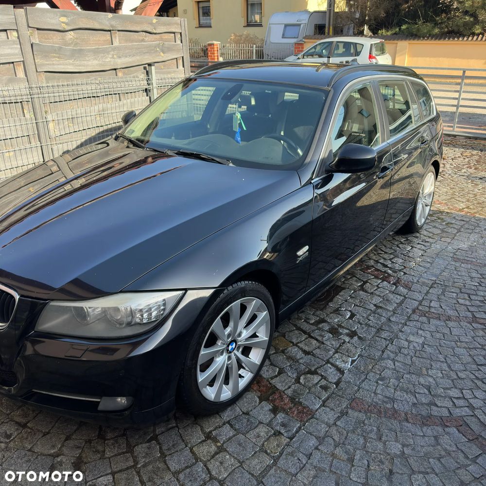 BMW Seria 3 320d Efficient Dynamics EU6 - 1
