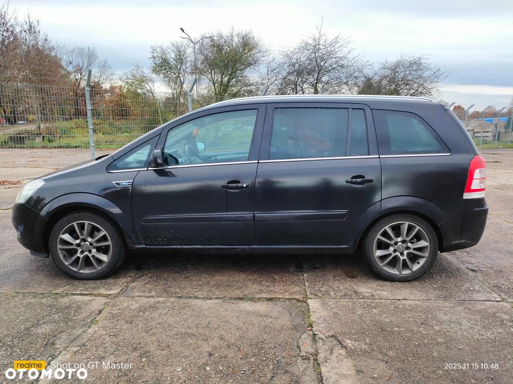 Opel Zafira 1.8 - 8