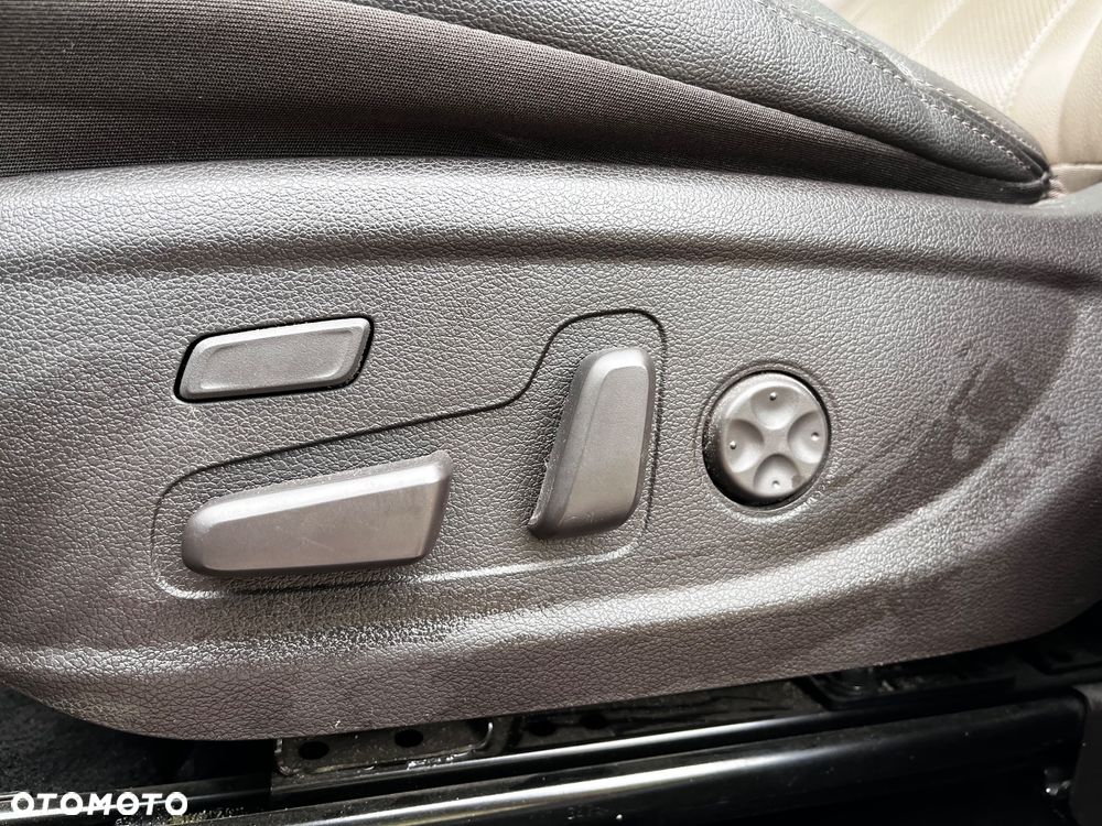 Hyundai Santa Fe 2.0 CRDi Platinum 4WD 7os - 25