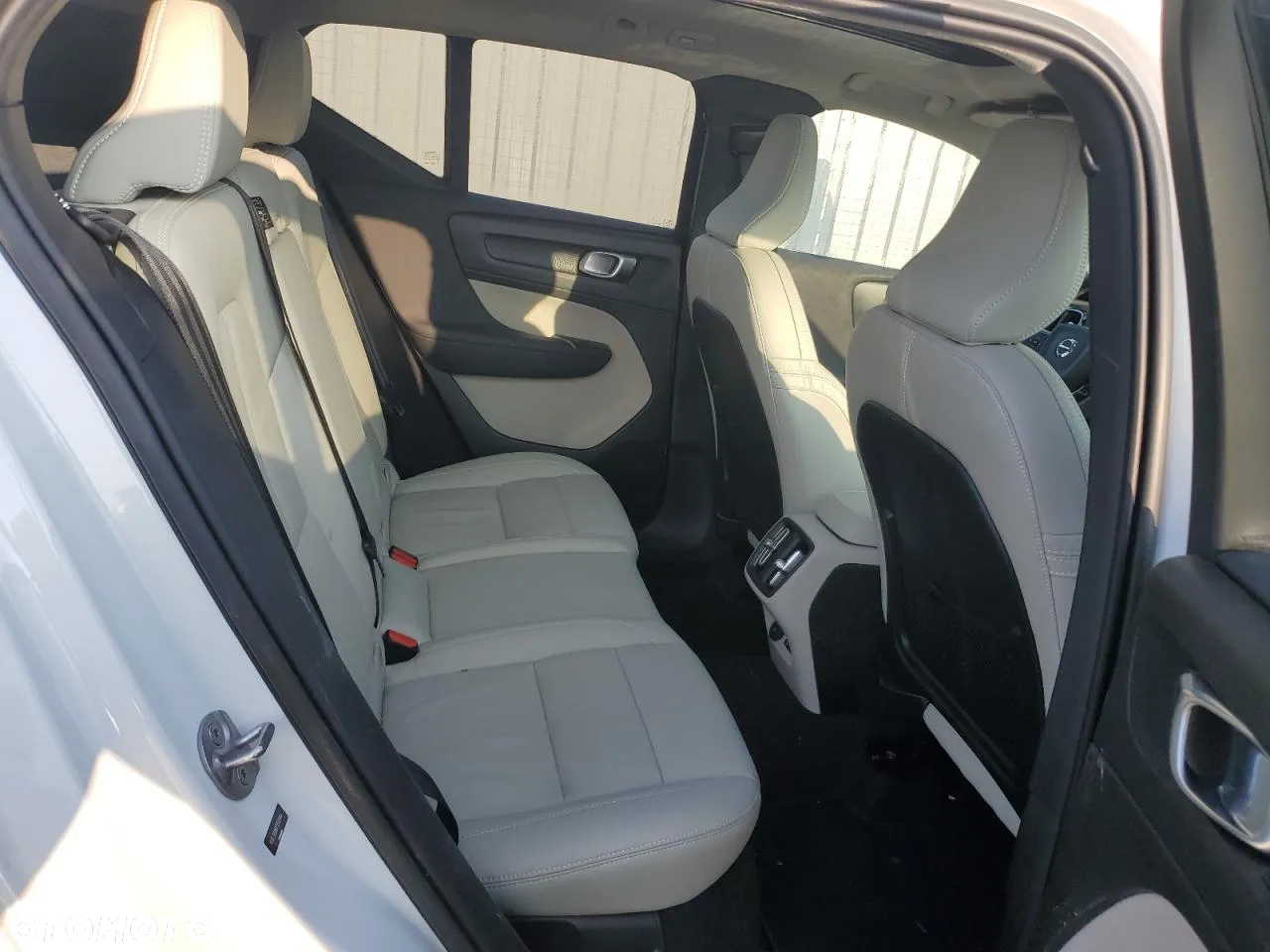 Volvo XC 40 - 11