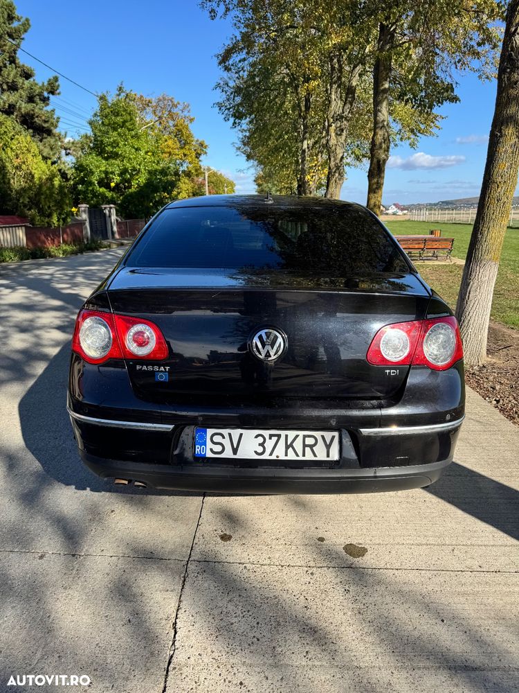 Volkswagen Passat 1.9TDI Highline - 3