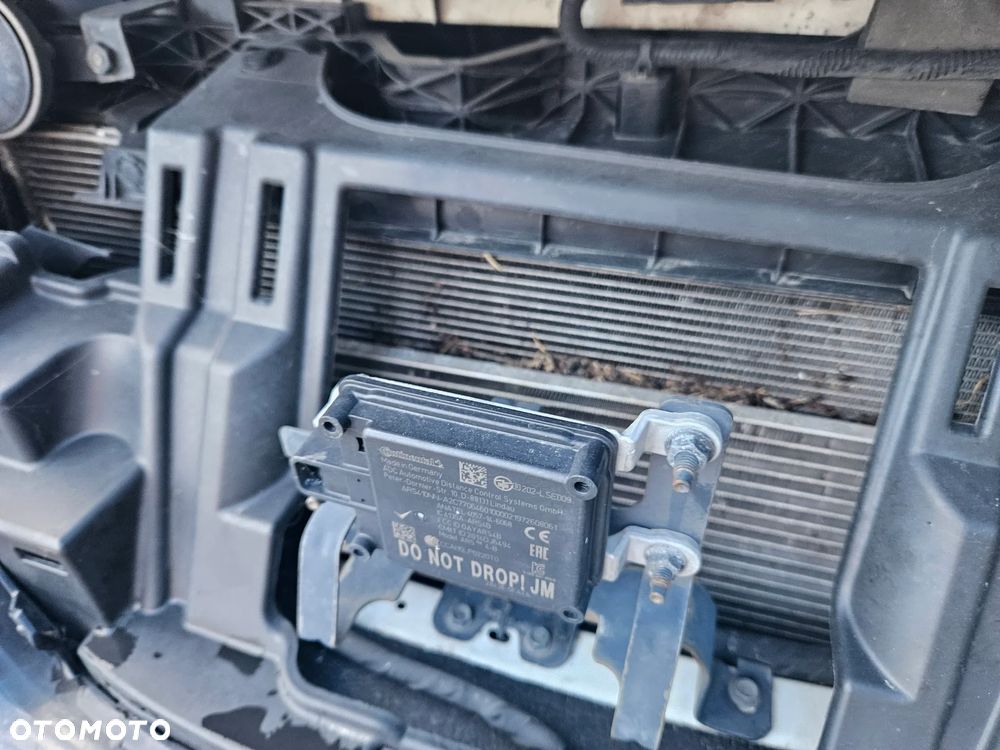 Nissan Qashqai 1.5 dCi DCT TEKNA - 16