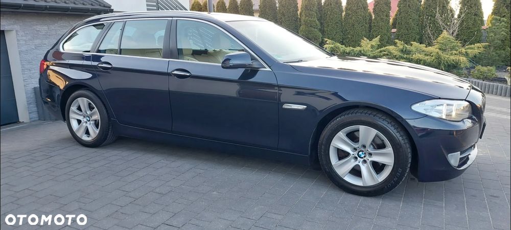 BMW Seria 5 520d - 26