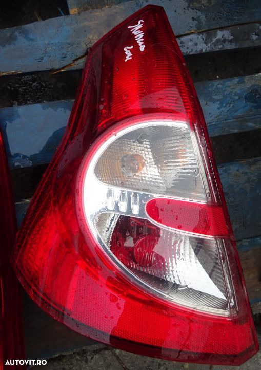 Stop stanga Dacia Sandero din 2010 volan pe stanga - 1