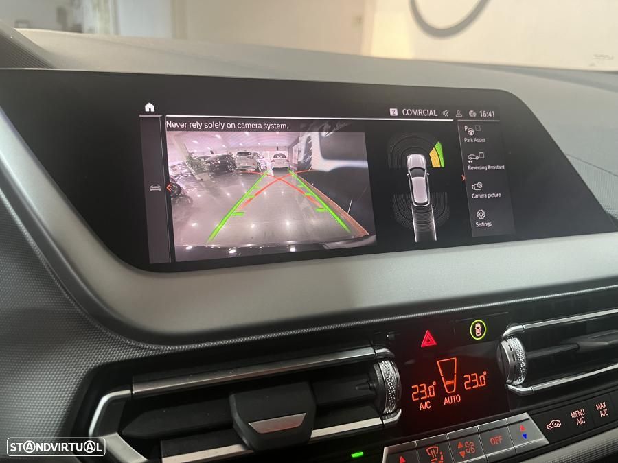 BMW 116 d Auto - 12