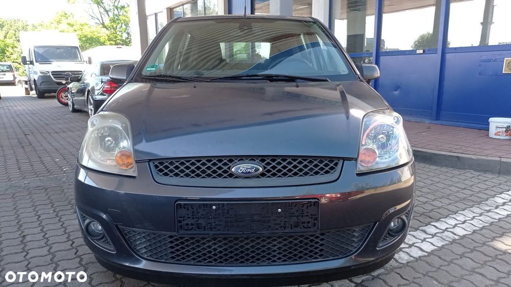 Ford Fiesta 1.4 Silver Magic - 32