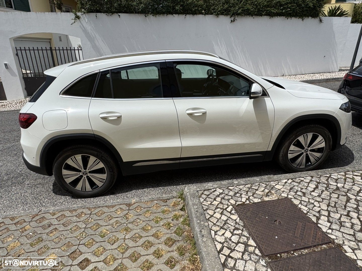 Mercedes-Benz EQA 300 4Matic Progressive - 2