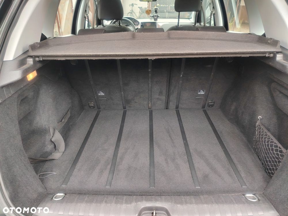 Peugeot 2008 e-HDi FAP 92 STOP & START Style - 12