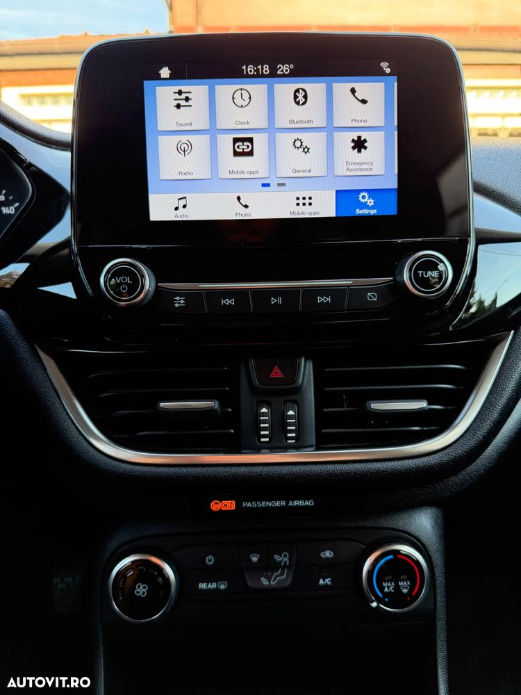Ford Fiesta - 9