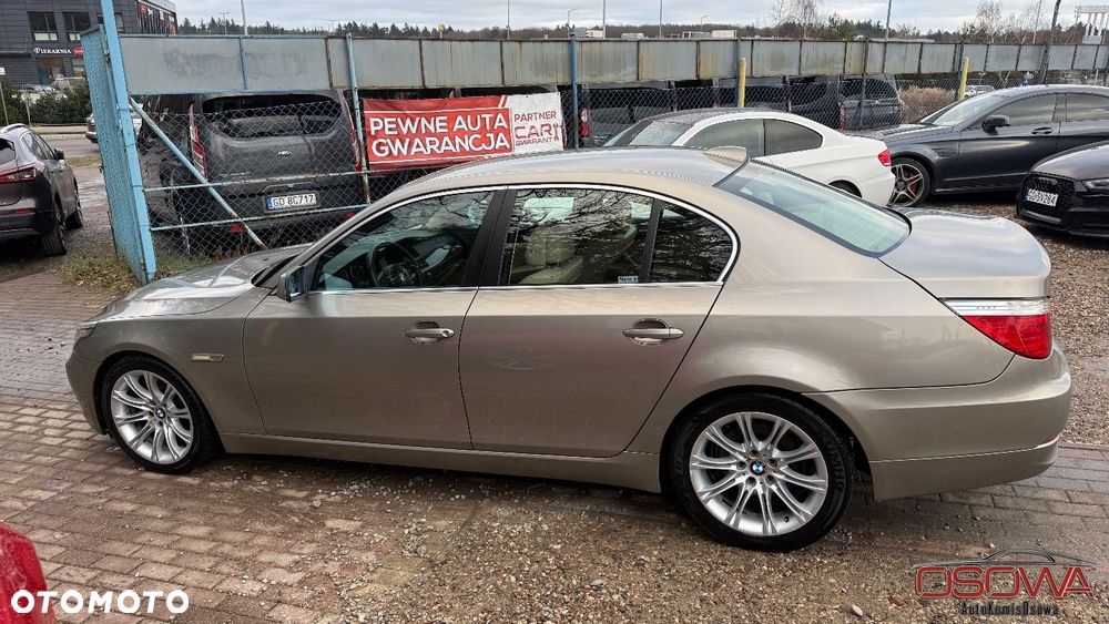 BMW Seria 5 520d Edition Sport - 31