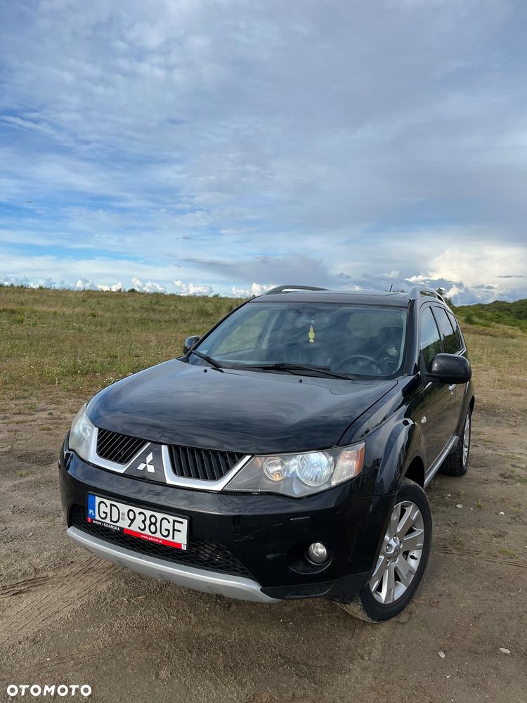 Mitsubishi Outlander 2.0 DID Instyle - 1