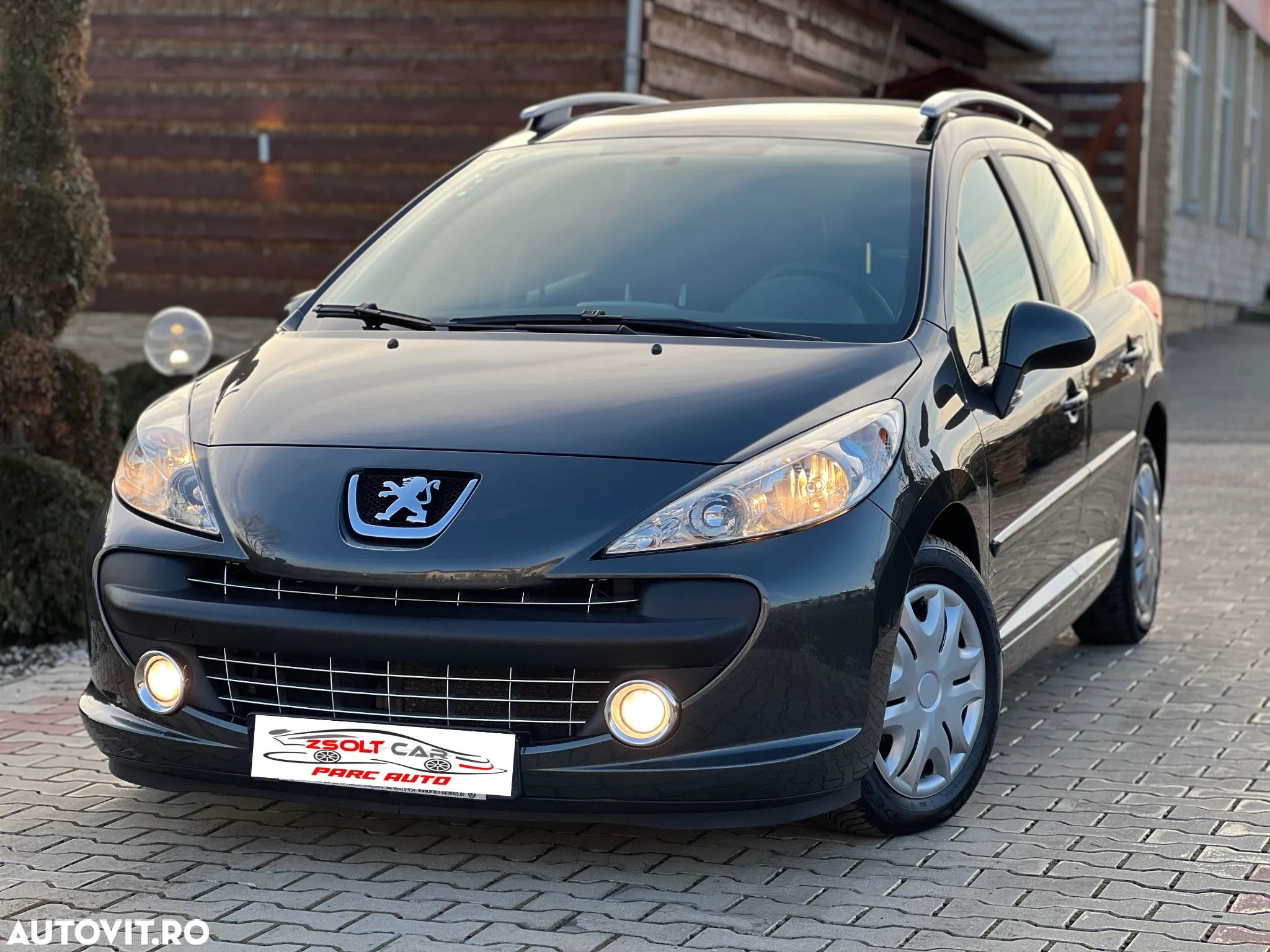 Peugeot 207 1.4 E Premium - 1