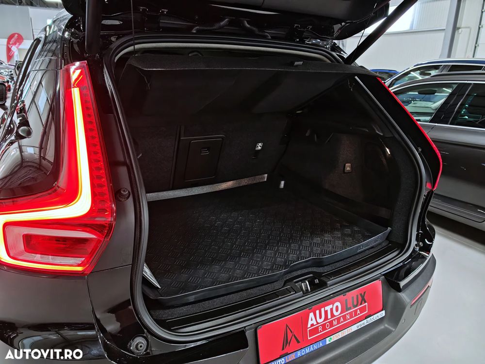 Volvo XC 40 T4 R-Design - 31