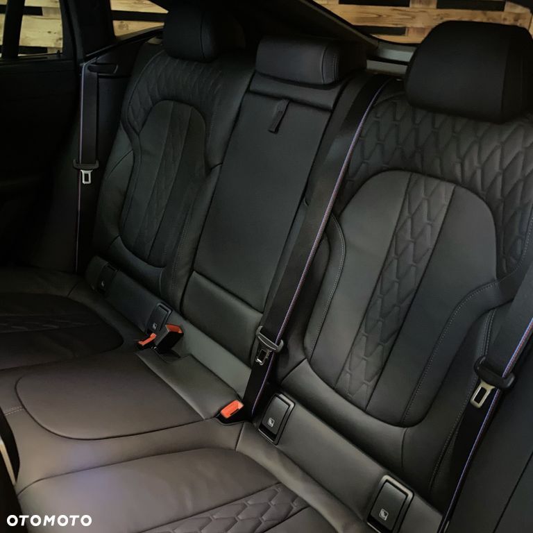 BMW X6 xDrive30d mHEV sport - 13