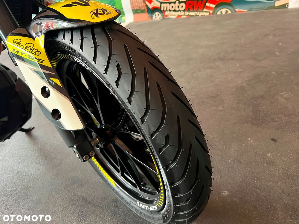 Yamaha MT - 19