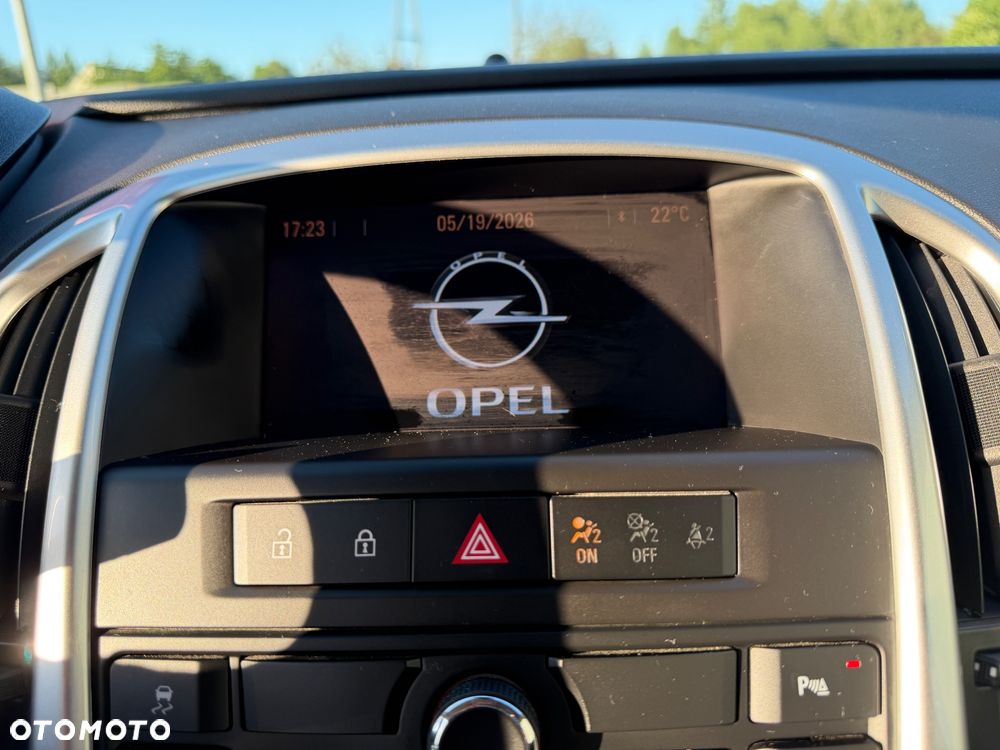 Opel Astra 1.4 Turbo Edition - 27