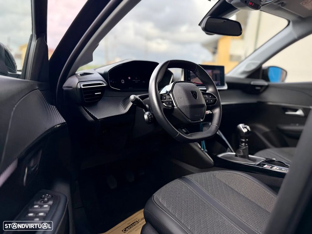 Peugeot 208 1.2 PureTech Allure - 12