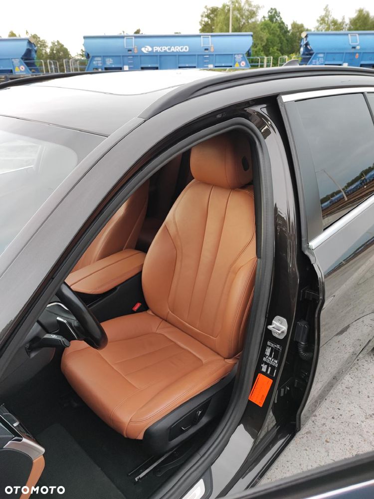 BMW Seria 5 520d - 18