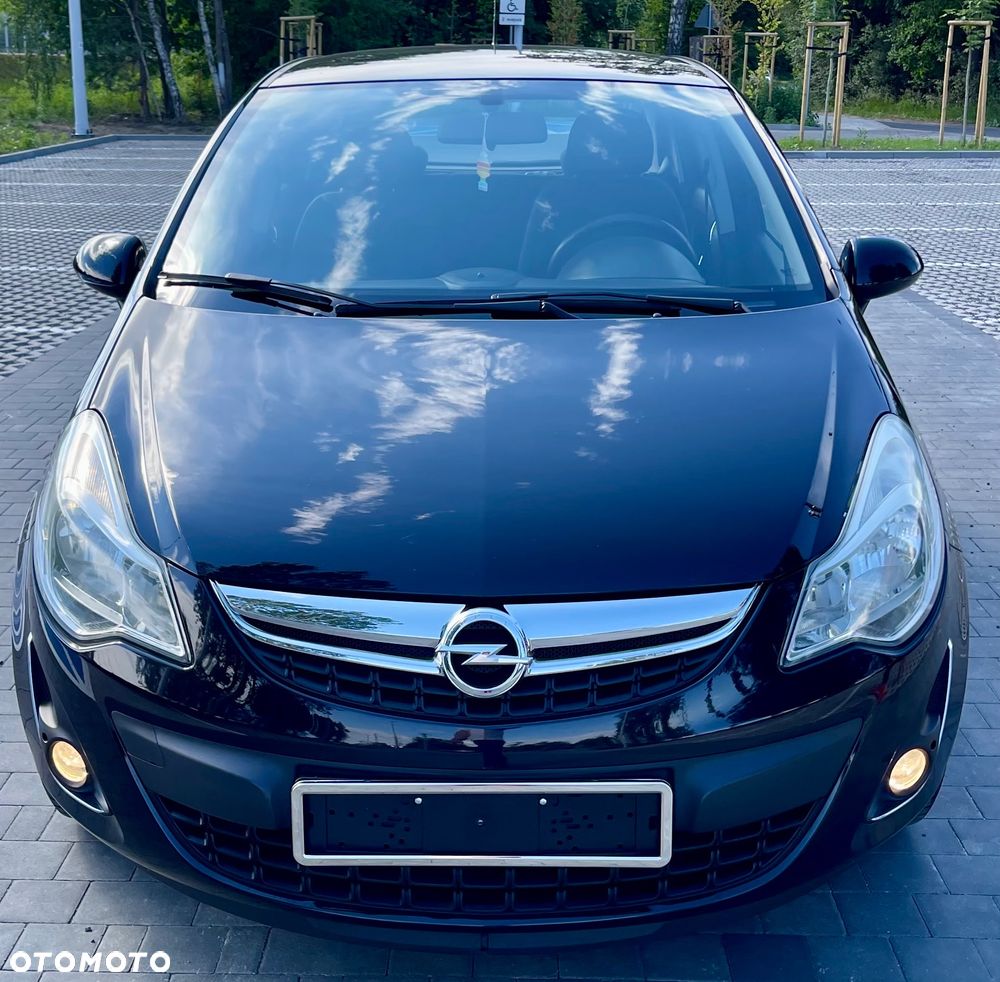 Opel Corsa 1.2 16V Cosmo - 2