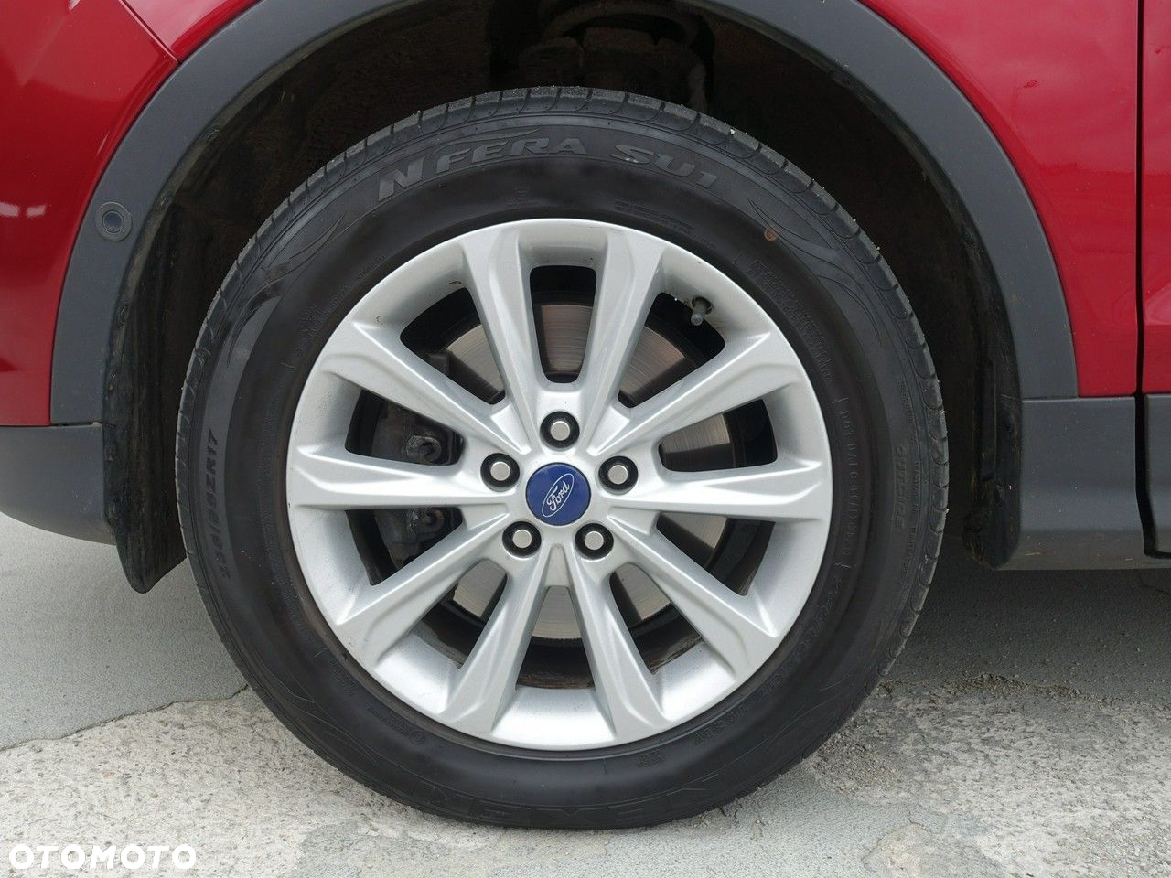 Ford Kuga 2.0 TDCi 2x4 Titanium - 28