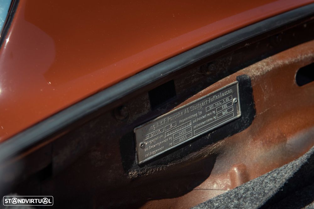 Porsche 911 Série G - 22