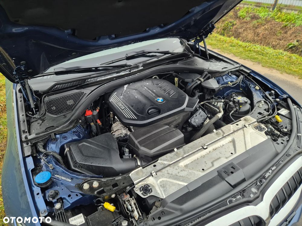 BMW Seria 3 318d Sport Line Shadow - 23